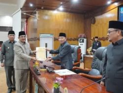 DPRD Tanjab Barat Gelar Paripurna, Mendengarkan Pidato Pertama Bupati Anwar Sadat
