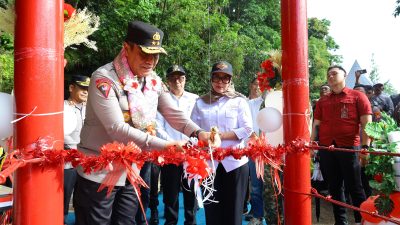 Kapolda Sulsel Resmikan Jembatan Gantung Dusun Pakka Desa Nepo Kabupaten Barru, Dukung Aksesibilitas dan Kesejahteraan Masyarakat